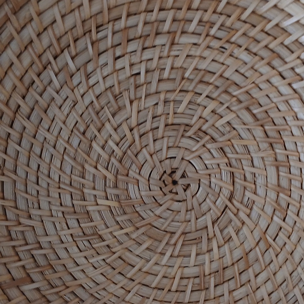 Natural Woven Basket Bowl 15.5" Circumference, Base 8" Circ. - Picture 4 of 4